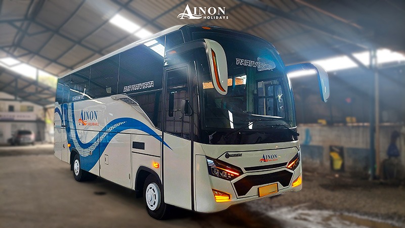 medium-bus-31-seat-1
